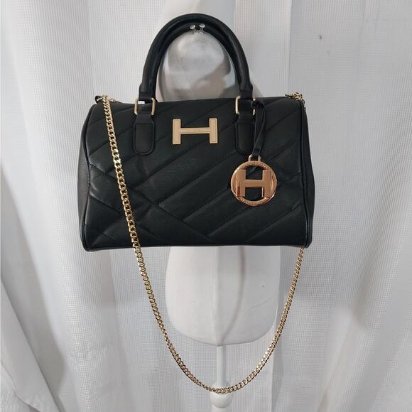 NWOT! HALSTON! BLACK QUILTED VEGAN LEATHER, GOLD HARDWARE SHOULDER BAG, HANDBAG! - Picture 2 of 16